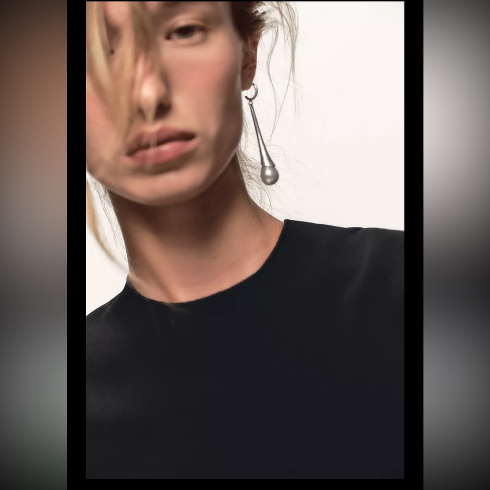 Zara stretch contouring top - Picture 6 of 7